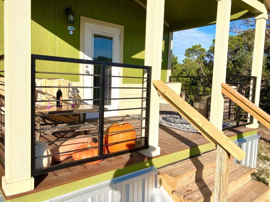 Cozy Tiny Home In The Hills Fischer Bagian luar foto
